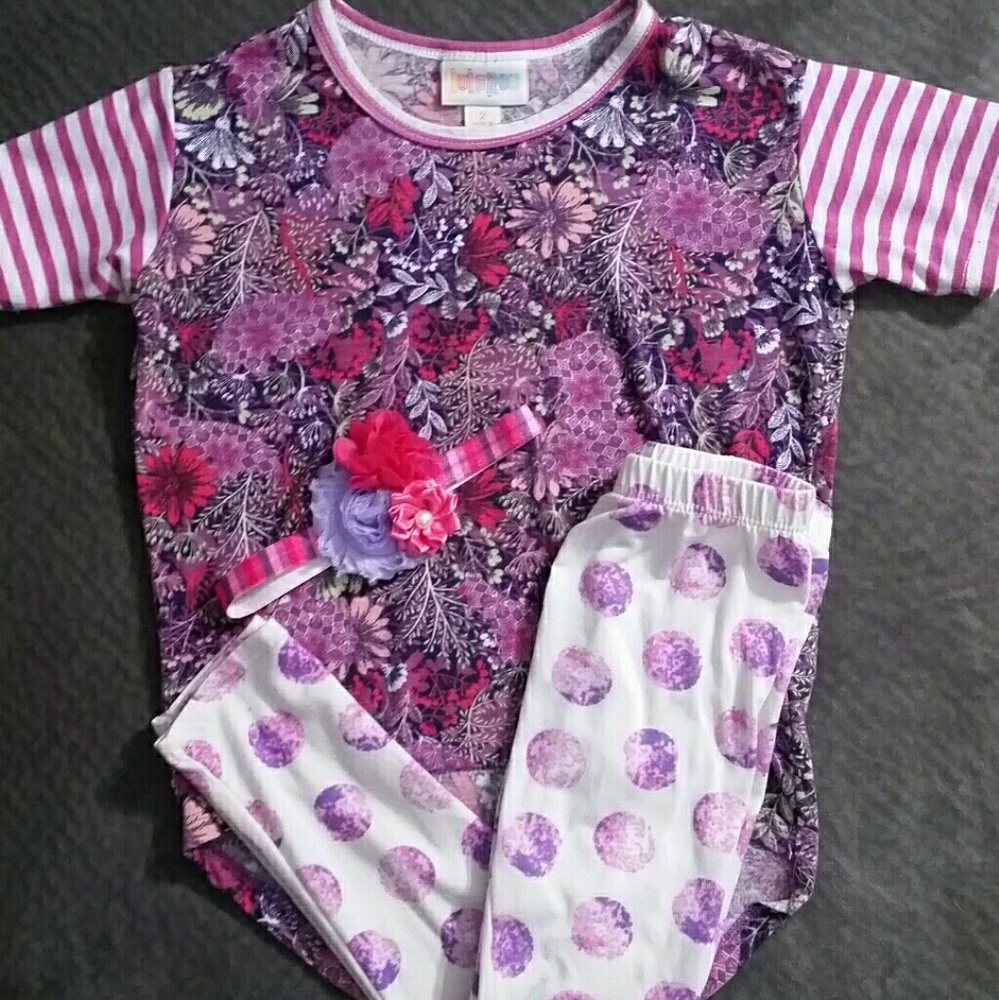 Size 2 childrens lularoe top & size 3/4 leggings